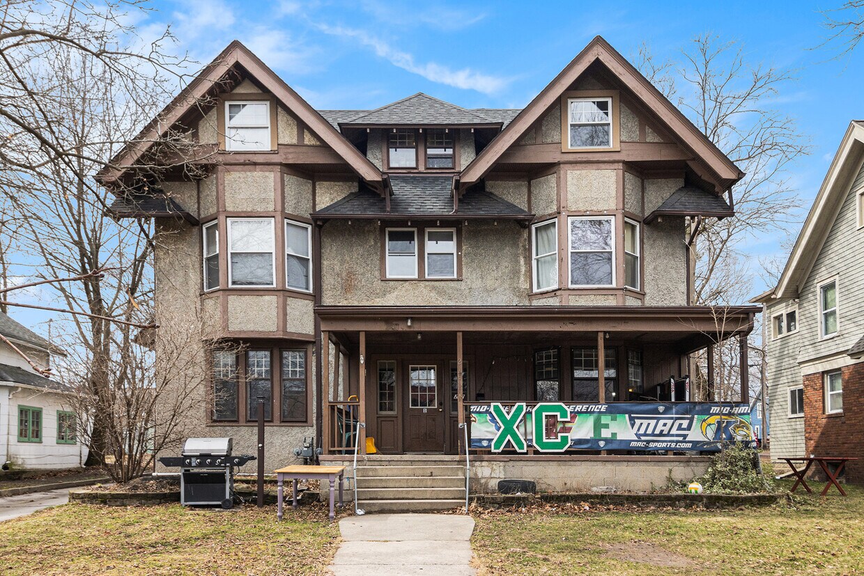 Primary Photo - 217 N Normal St