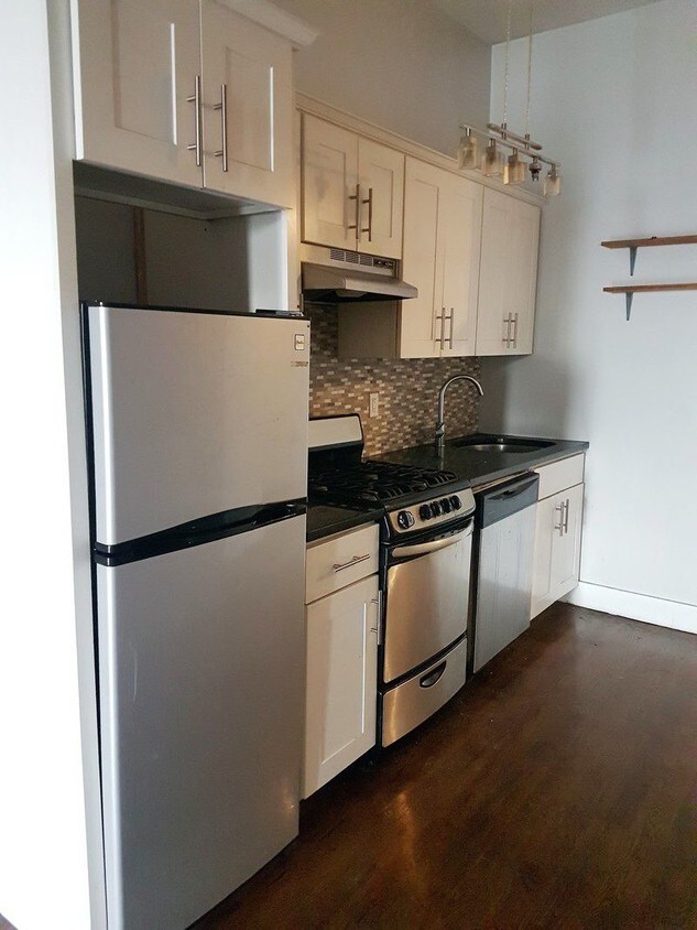 Primary Photo - 252 STOCKHOLM ST