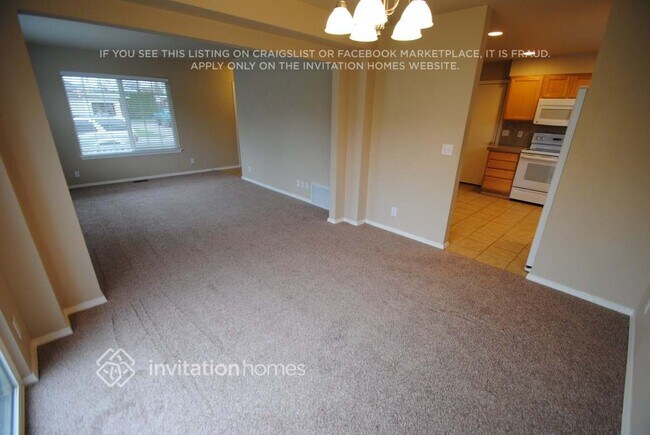 Foto del edificio - 16084 Rose Ln SE