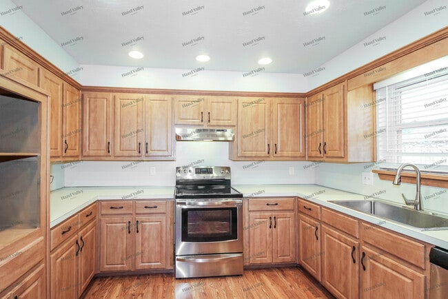 Building Photo - 3916 Durango Cir