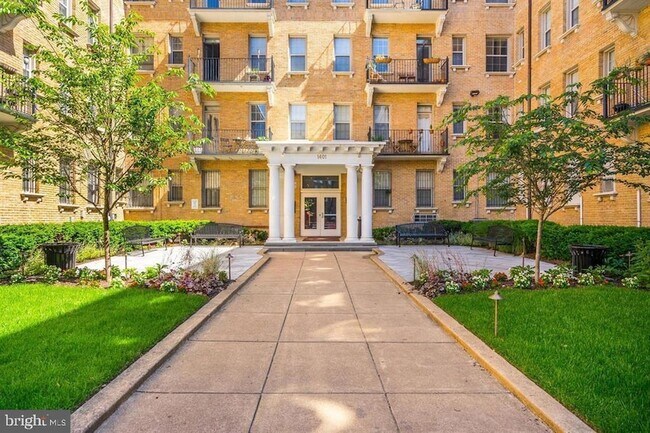 Foto del edificio - 1401 Columbia Rd NW