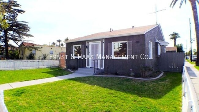 Photo - 5889 Rose Ave House