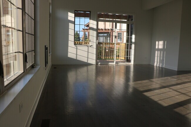 Building Photo - 12724 Wild Rye Ct