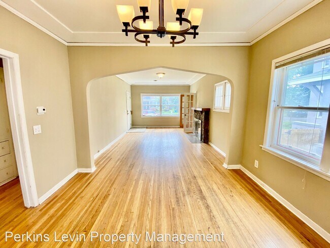 Building Photo - 5 br, 2 bath House - 3312 Girard Ave S