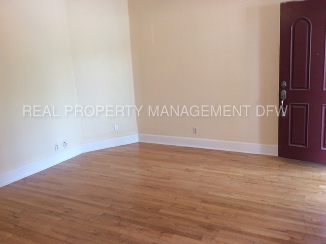 Building Photo - 4509 Swiss Ave