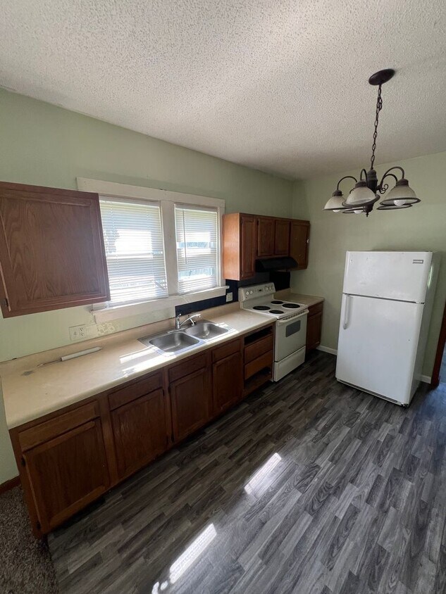 Primary Photo - Selinger duplex