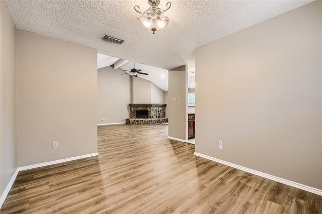 Building Photo - 803 Bentle Ct