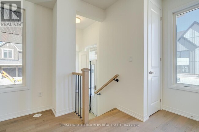 Building Photo - 1 Kings Hill Dr