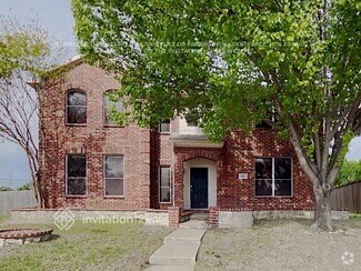 Building Photo - 200 Laramie Ln