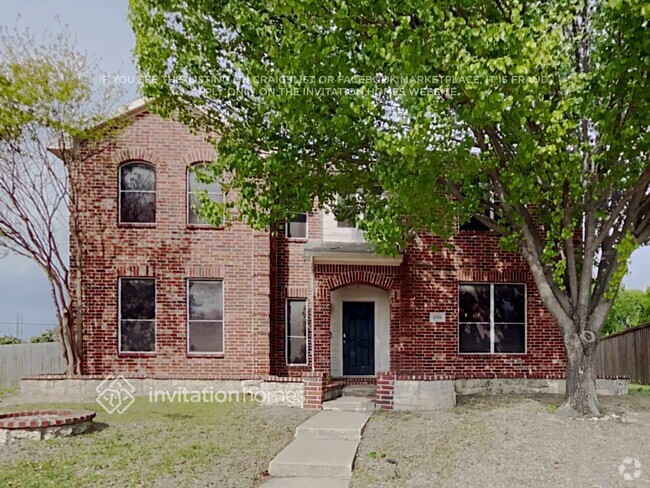 Building Photo - 200 Laramie Ln