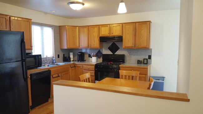 Building Photo - 703B Burgess Dr