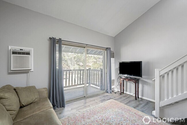 Foto del edificio - 2285 Sidewinder Dr