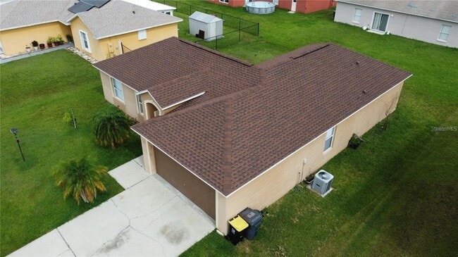 Foto del edificio - 723 Parrot Ct