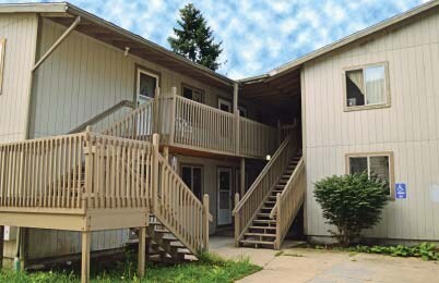 Foto del edificio - 492-496 Schiller Ave