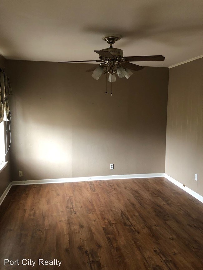 Building Photo - 1 br, 1 bath House - 9500 Mansfield Rd Apt C