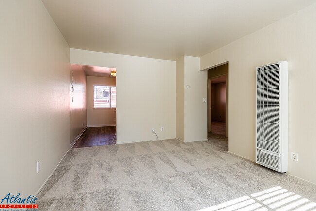 Foto del edificio - 555 N 4th St