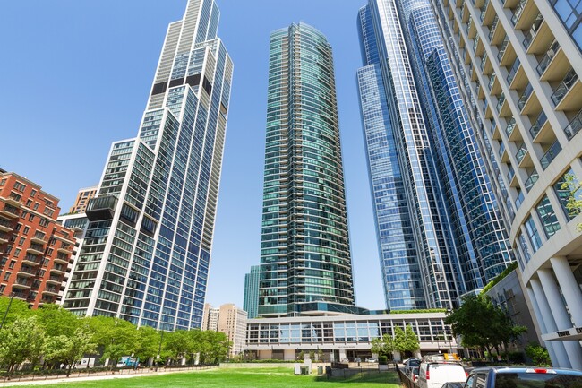 Foto del edificio - 1201 S Prairie Ave