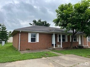 Building Photo - 1112 Perkins Dr