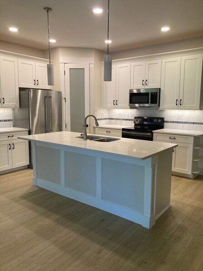 Building Photo - 4327 US-1