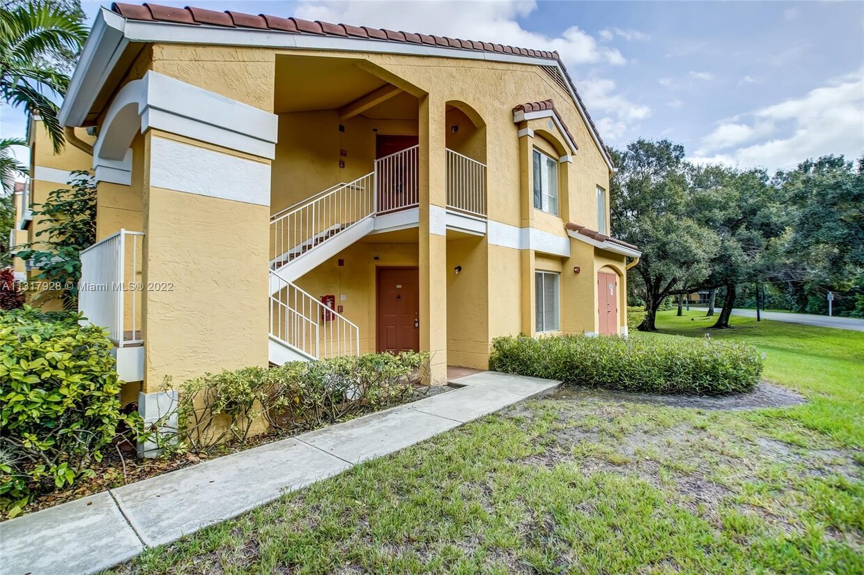 Foto principal - 2607 NW 33rd St