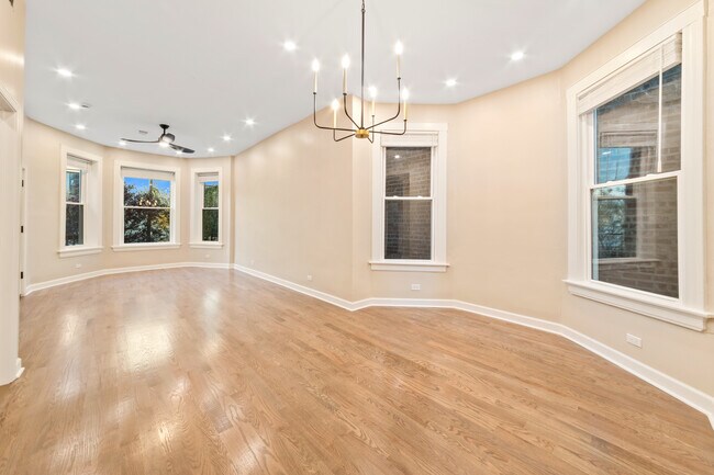 Foto del edificio - 2653 W Hirsch St