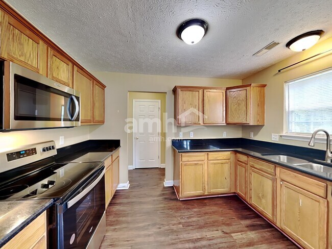 Foto del edificio - 6012 Mountview Dr