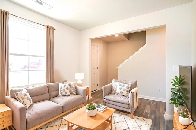 Foto del edificio - 684 Savanac St SE