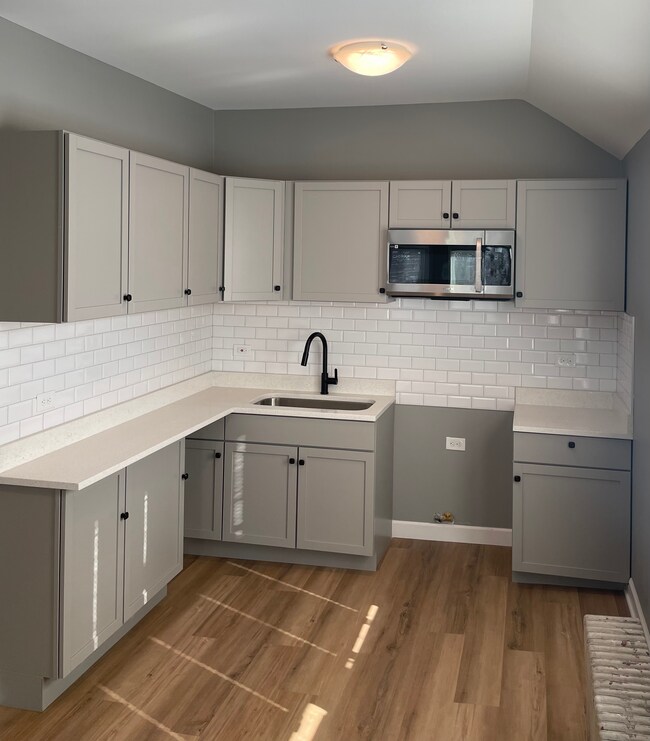 Brand new kitchen - 9243 S Manistee Ave
