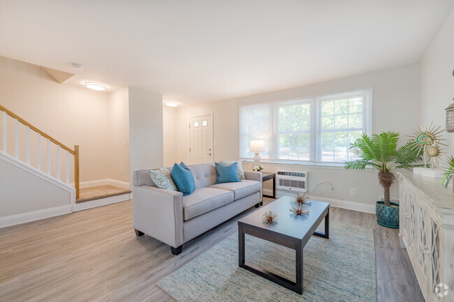 3HAB, 1.5BA - Bullocks Point Townhomes