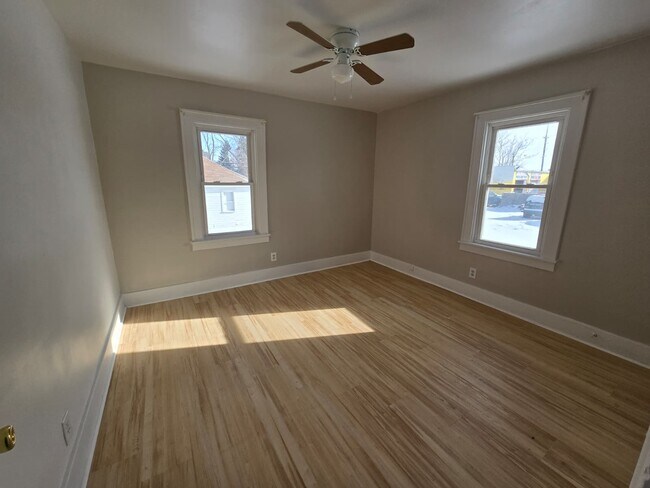 Foto del edificio - 148 N Wayne Rd