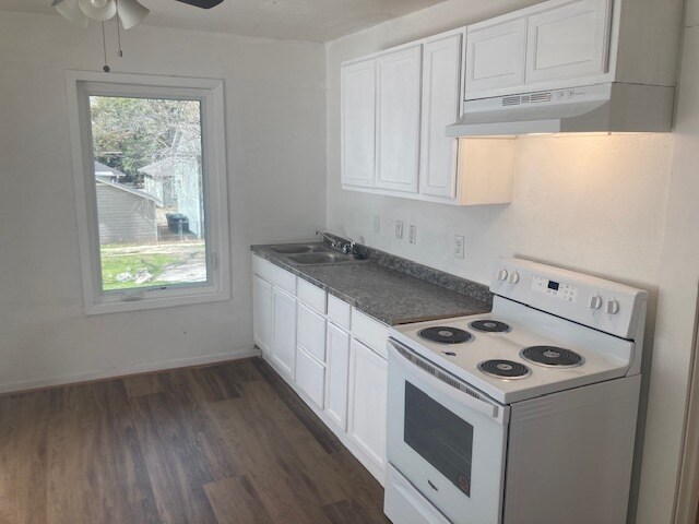Cocina - 1217 Columbia St