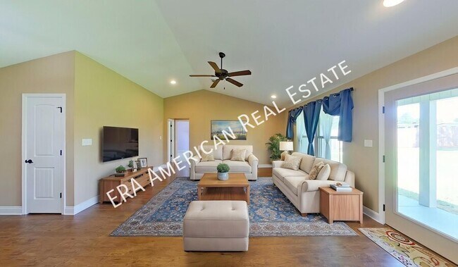 Building Photo - 8756 El Paseo St