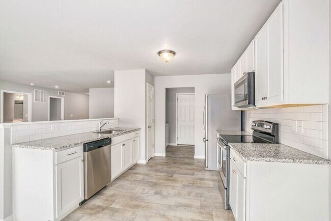 Building Photo - 10047 Pennridge Dr