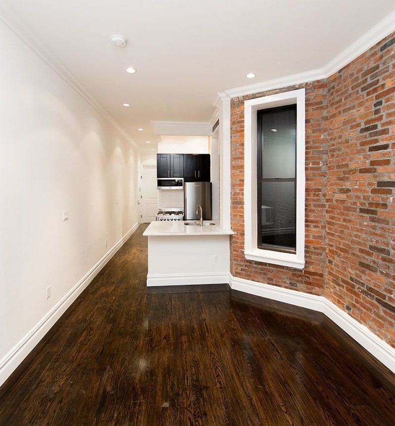 Primary Photo - 128 2nd Ave
