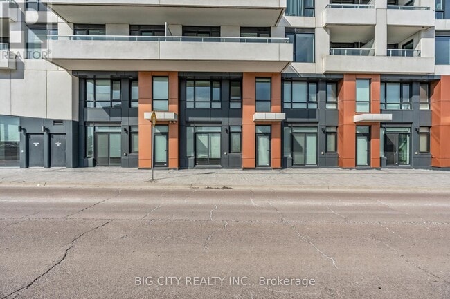 Building Photo - 8 Rouge Valley Dr W