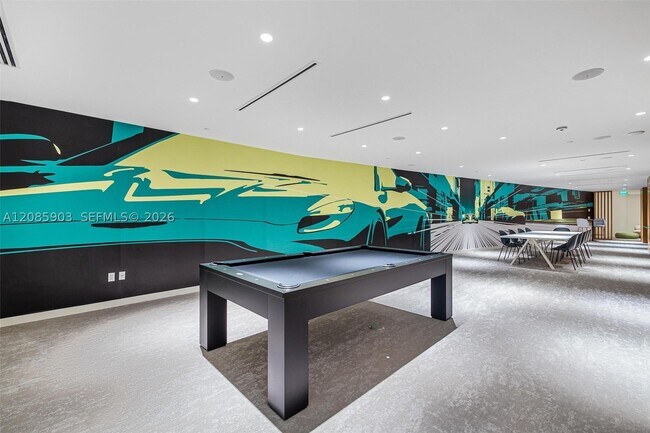 Building Photo - 300 Biscayne Blvd