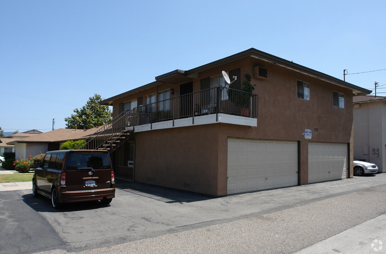 Building Photo - 7612 Amazon Dr