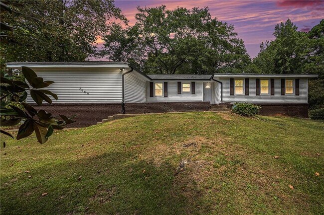 Foto del edificio - 3660 Eagle Woods Cir
