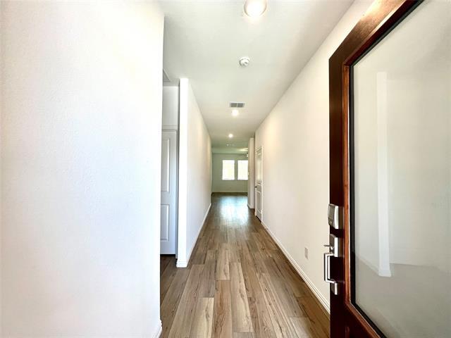 Foto del edificio - 6209 Fairholme Dr