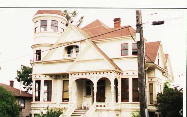 Building Photo - Captain Charles Boudrow House