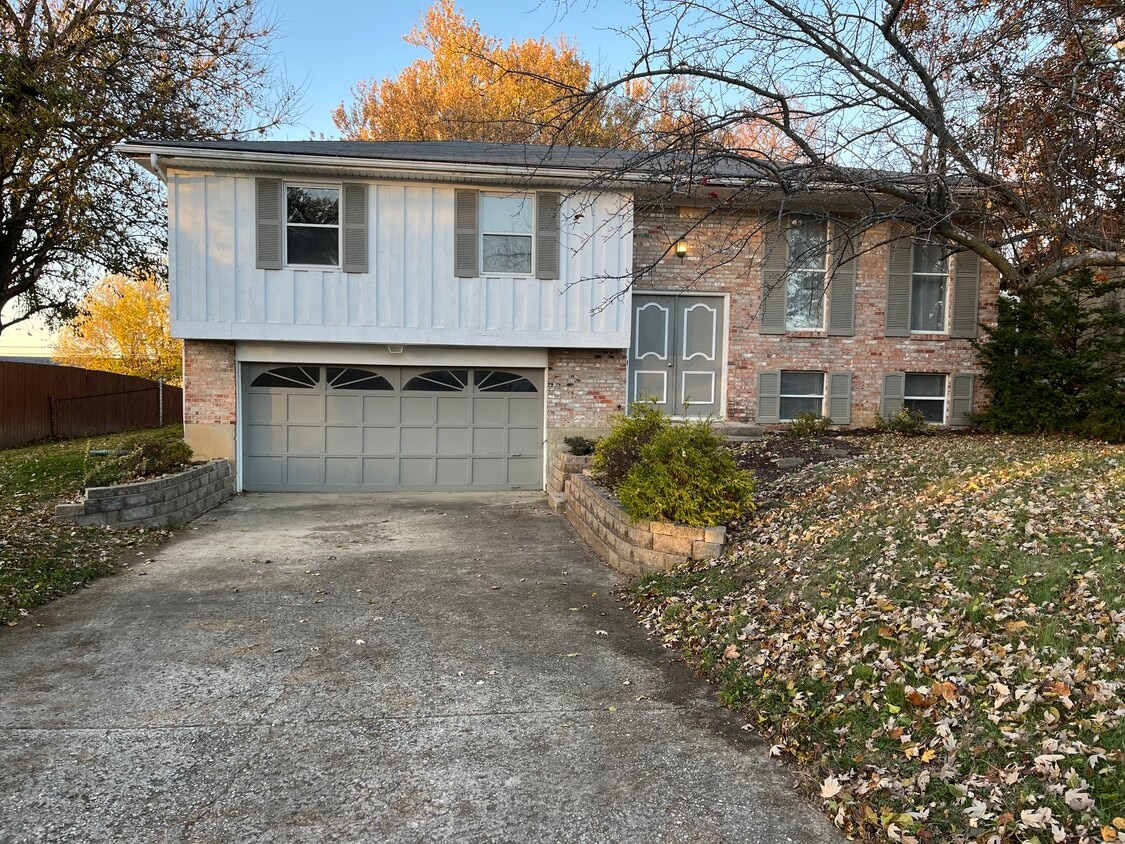 Foto principal - 30 Old Orchard Ln