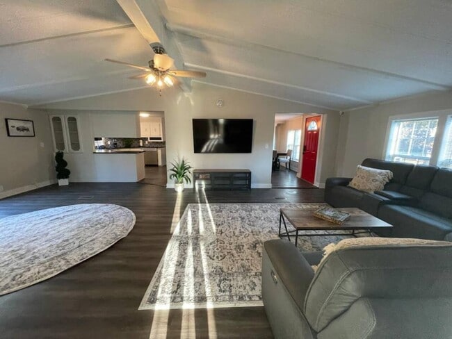 Building Photo - N3185 Seward Heights Rd