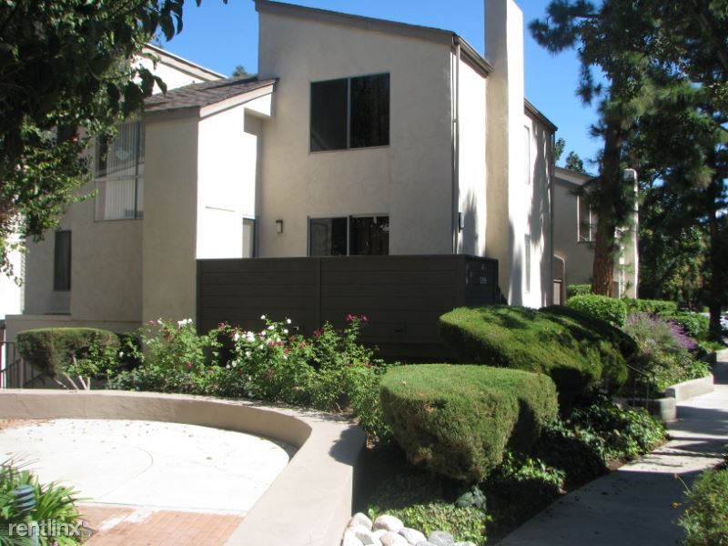 Primary Photo - 1266 Cabrillo Park Dr