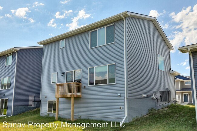 Foto del edificio - 3 br, 2.5 bath House - 15145 Foxglove ln