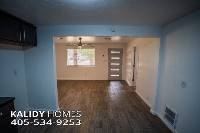 Foto del edificio - 1233 SW 65th St