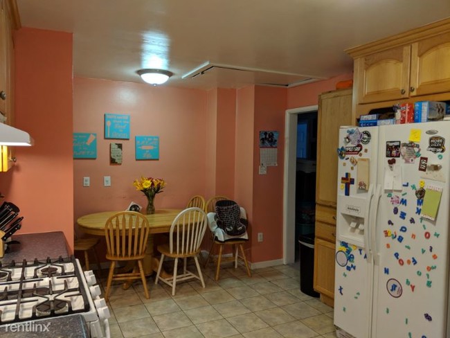 Building Photo - 4 br, 2 bath House - 308 Cynthia Dr
