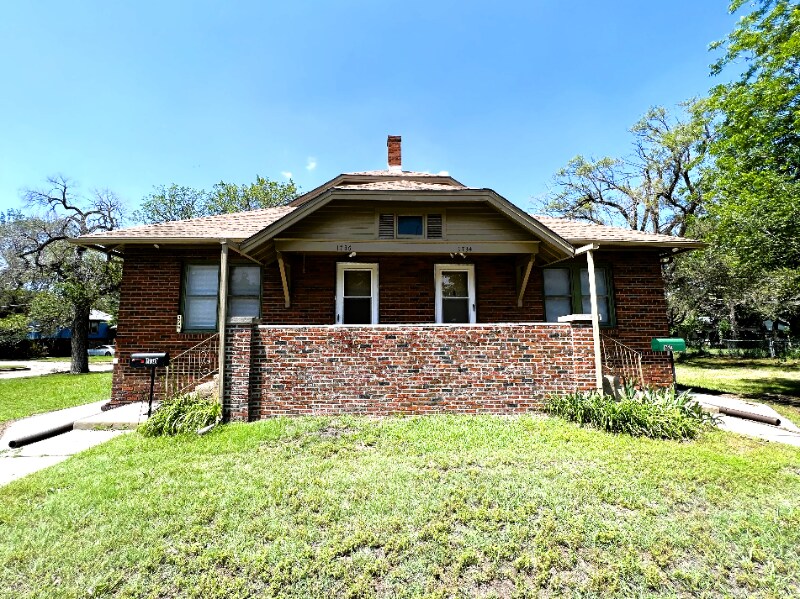 Foto principal - 1734 W 13th St N