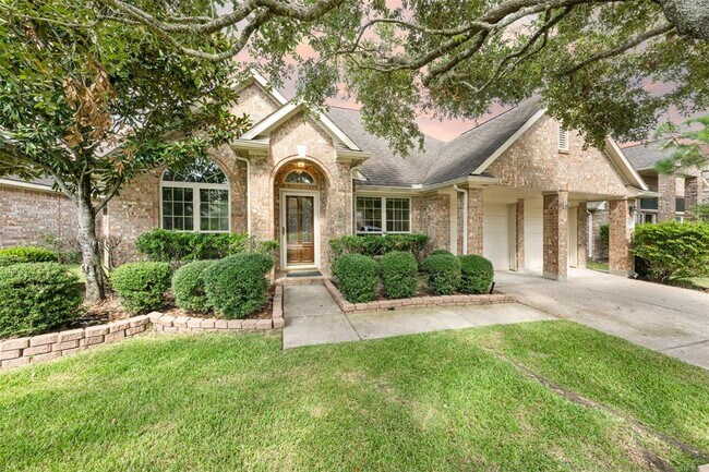 Foto del edificio - 2618 Parkbriar Ln