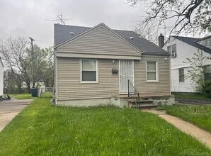 Building Photo - 20237 Hamburg St