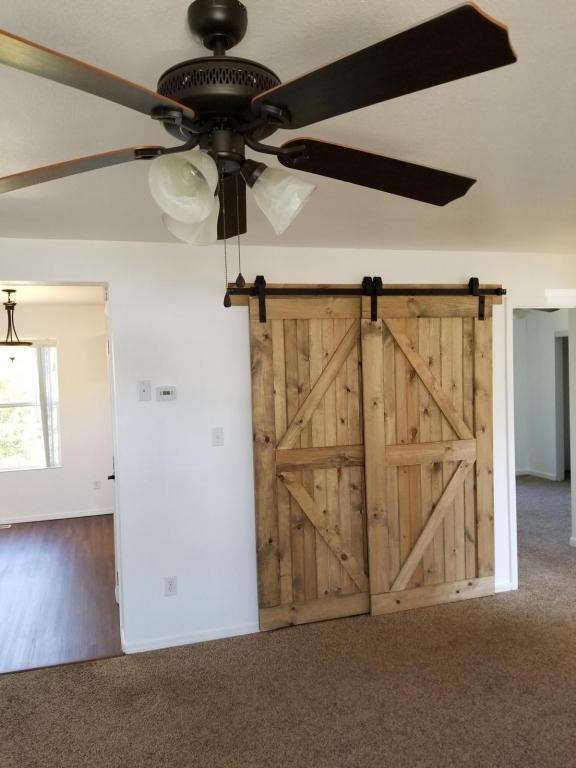 Building Photo - 602 Twin oaks kirbyville MO, 65679
